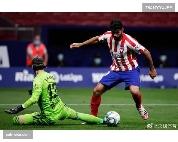 布莱顿三笘薰替补登场改变比赛节奏，日本边锋持球推进制造防守失衡